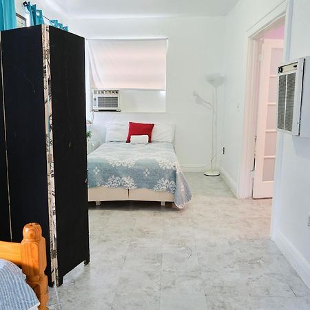 The Marlin Rooster Apartments Miami Exterior foto